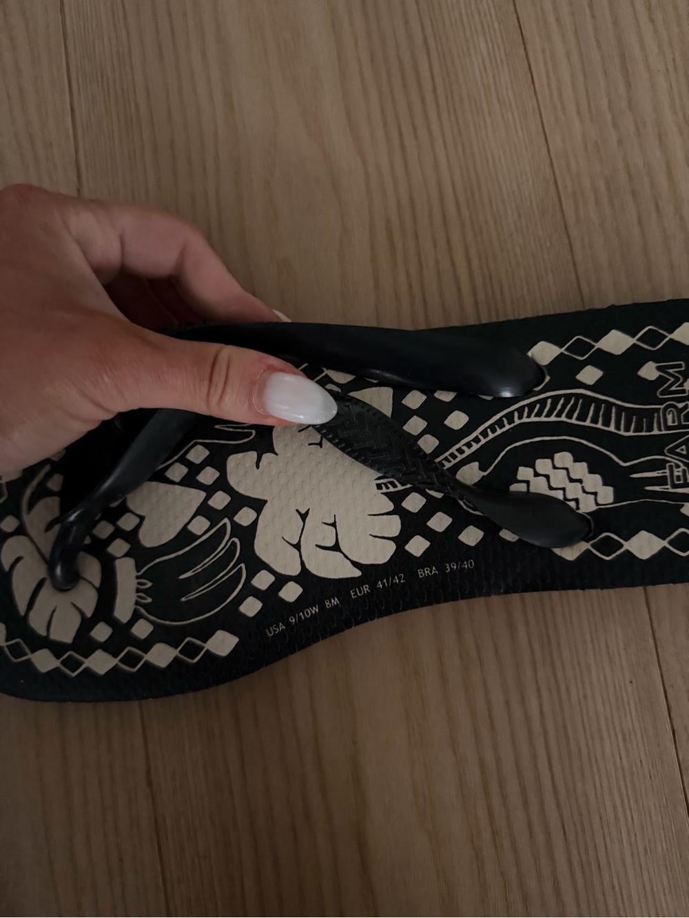 Havaianas x Farm Black and White Floral Print Flip Flops - Picture 6 of 6